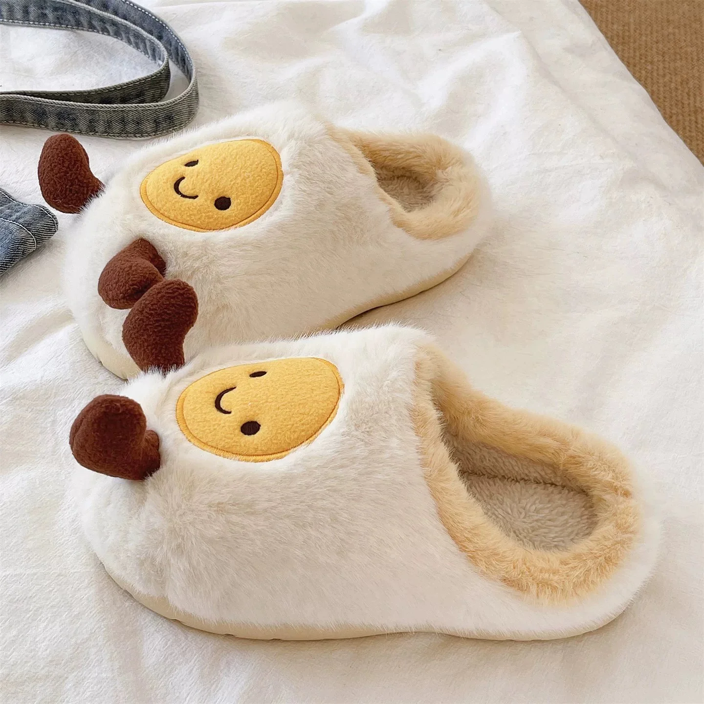 Egg Face Plush Slippers - Image 4